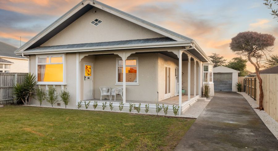  at 102 Oram Avenue, New Brighton, Christchurch City, Canterbury