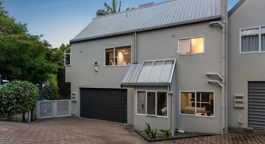  at 8/17 Chatfield Place, Remuera, Auckland City, Auckland