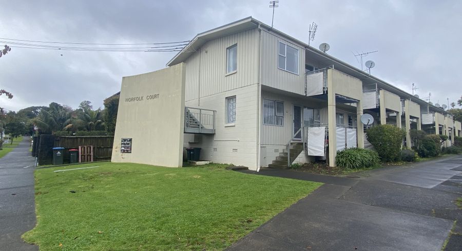  at 1/8 Shackleton Road, Mount Eden, Auckland City, Auckland