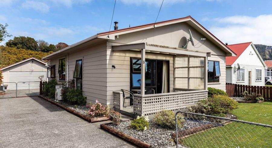  at 5 Inverness Street, Dunollie, Runanga