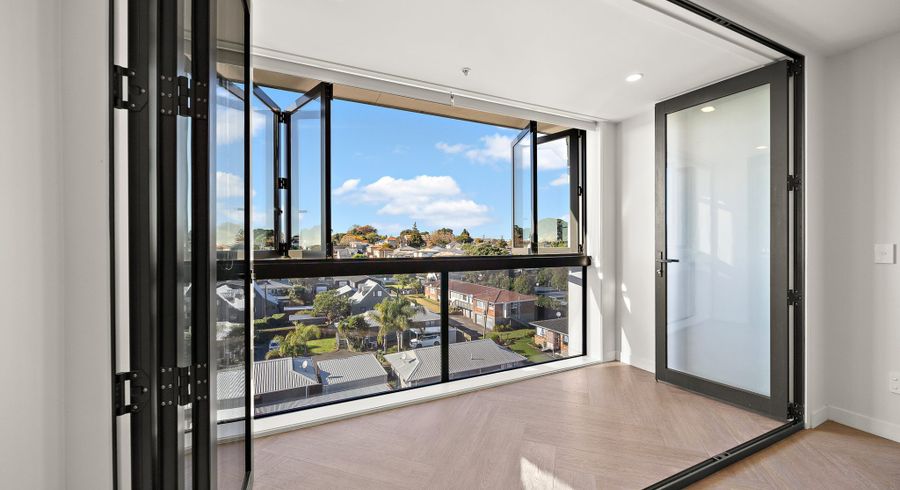  at 504/82 Jellicoe Road, Panmure, Auckland City, Auckland