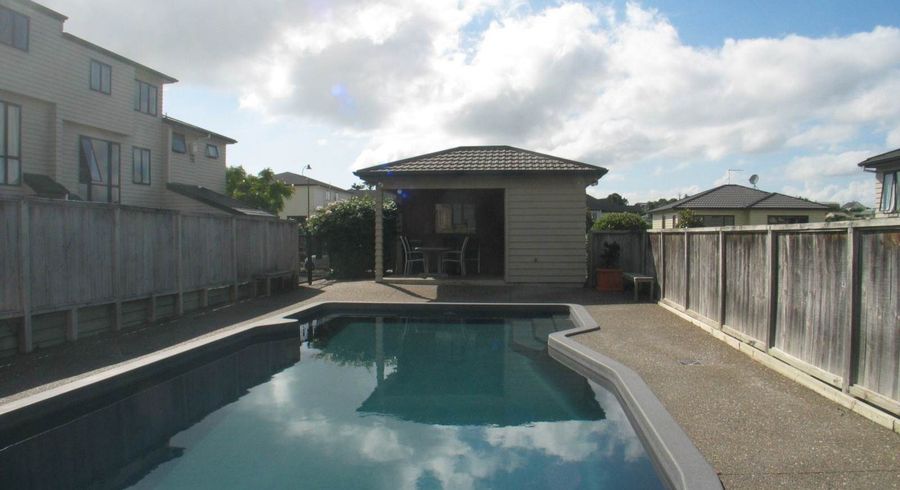  at 51/22 Northcross Drive, Oteha, North Shore City, Auckland