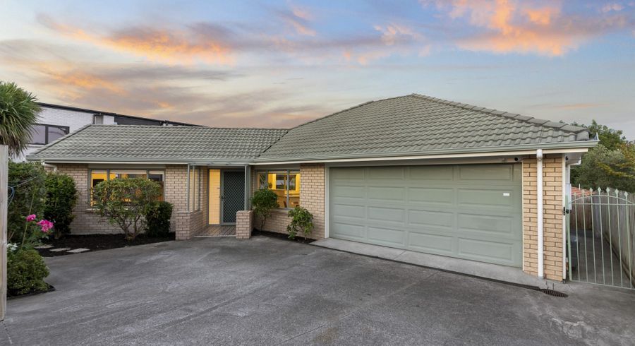  at 17C Drake Street, Howick, Auckland