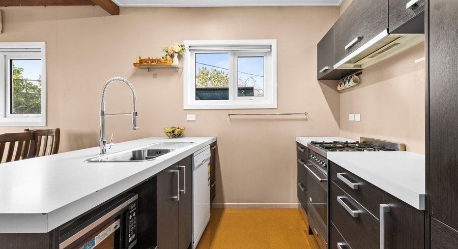  at 516 Frederick Street, Mahora, Hastings, Hawke's Bay