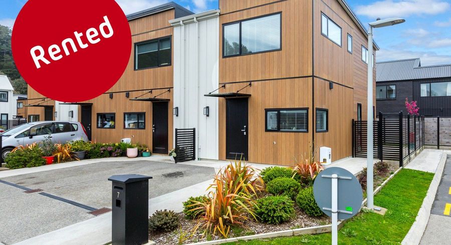  at 7 Reakes Crescent, Wallaceville, Upper Hutt, Wellington