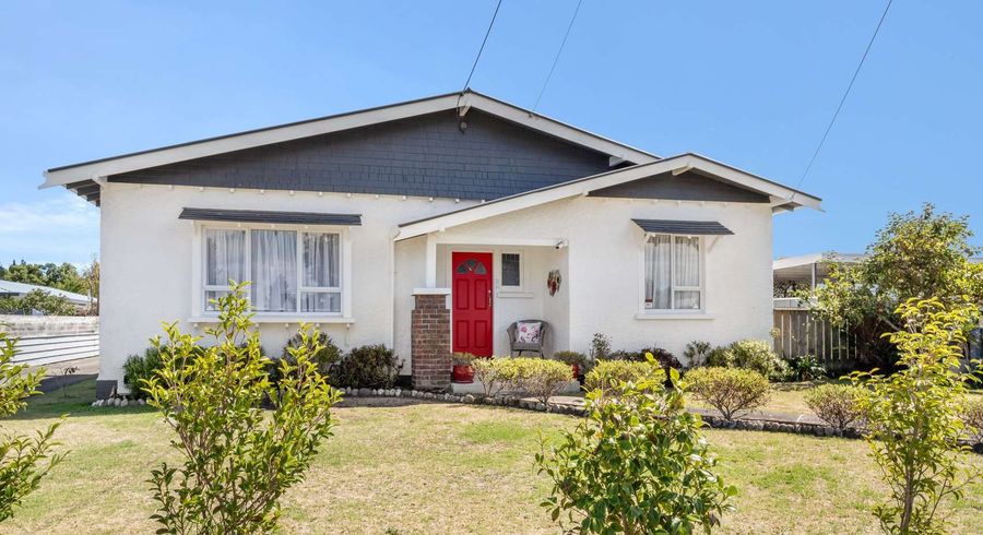  at 33 Moore Avenue, Tawhero, Whanganui