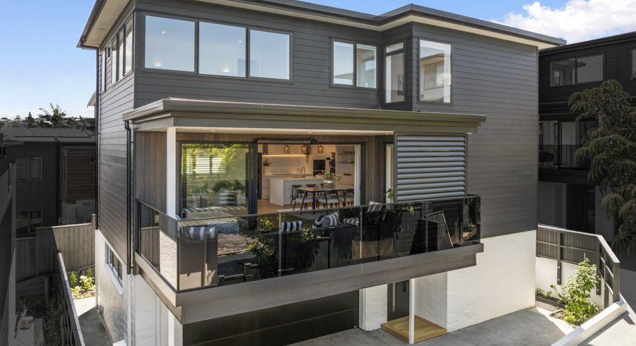  at 10B Montrose Terrace, Mairangi Bay, North Shore City, Auckland