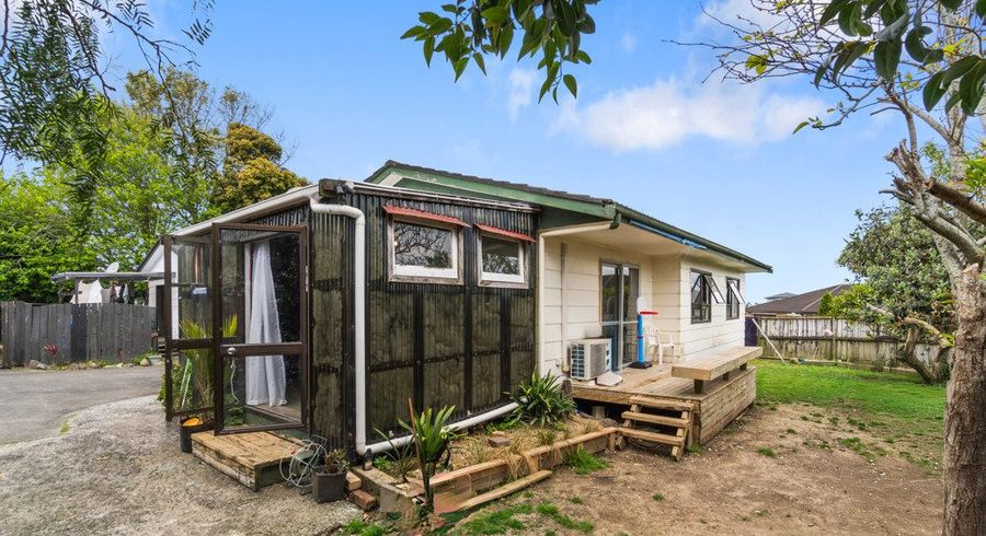  at 1/20 Burundi Avenue, Clendon Park, Manukau City, Auckland