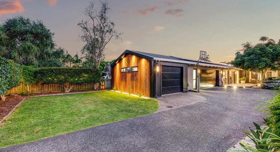  at 18 Glengarry Avenue, Manly, Rodney, Auckland