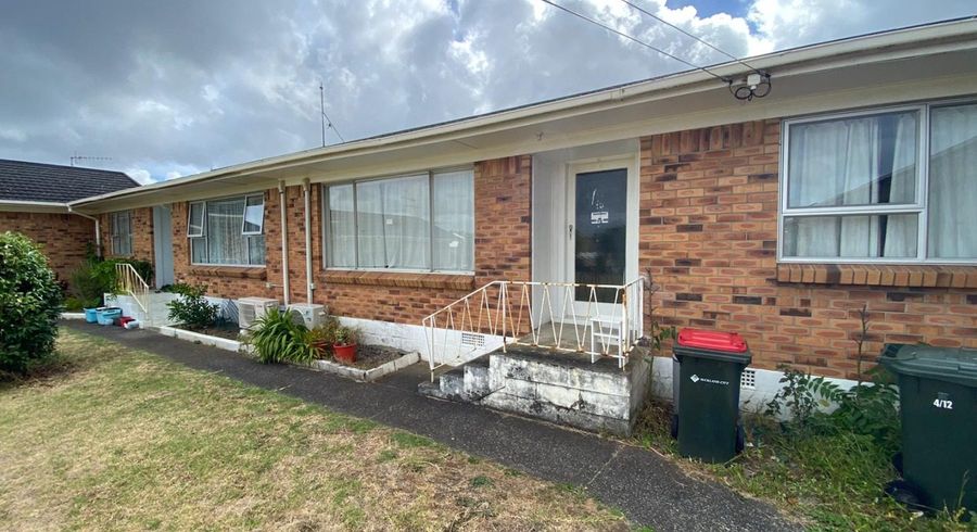  at 4/12 Dinglebank Road, Mount Wellington, Auckland