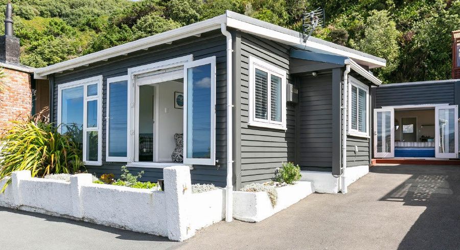  at Breaker Bay Road, Breaker Bay, Wellington, Wellington