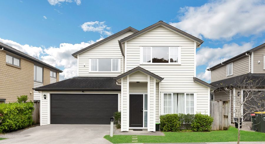  at 8 Shelby Lane, Flat Bush, Auckland