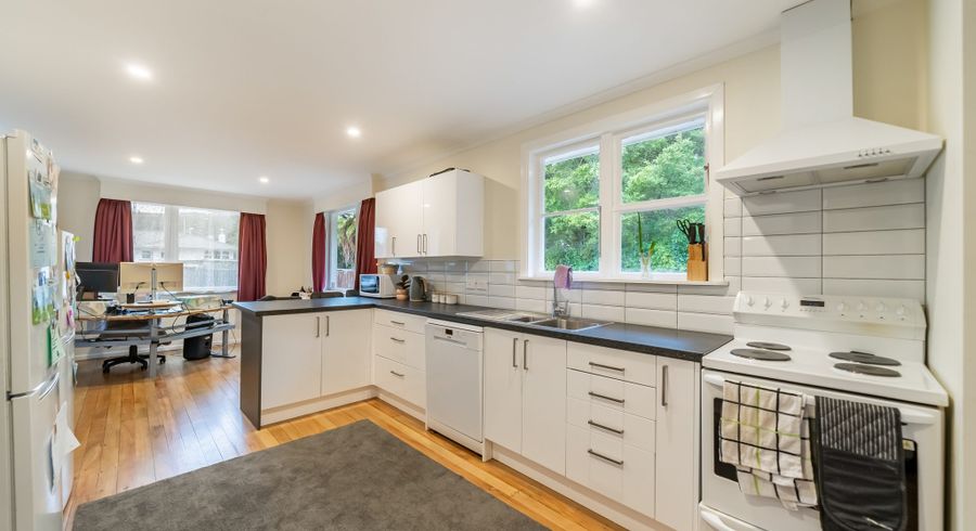  at 684 Main Road North, Te Marua, Upper Hutt