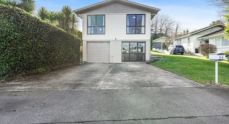  at 54 Morrow Avenue, St Andrews, Hamilton