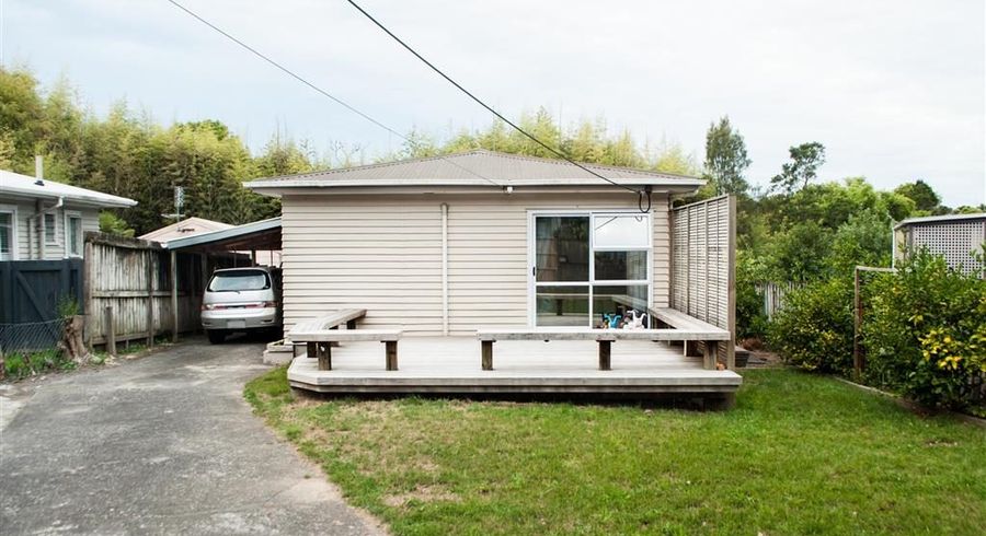  at 23 Longburn Road, Henderson, Waitakere City, Auckland