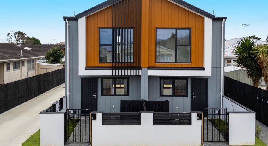  at 21 Tennessee Avenue, Mangere East, Manukau City, Auckland