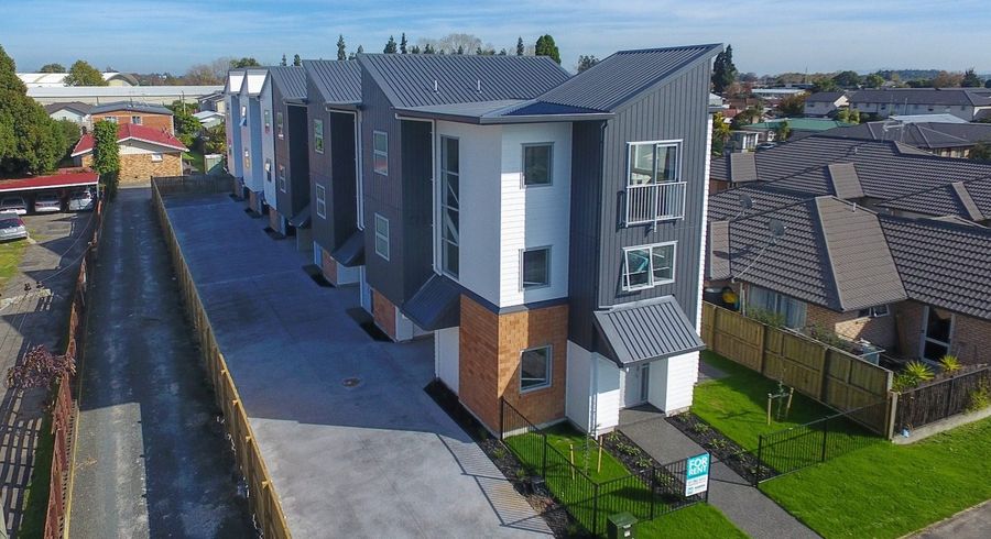  at 1/47 Cameron Road (Room B), Hillcrest, Hamilton, Waikato