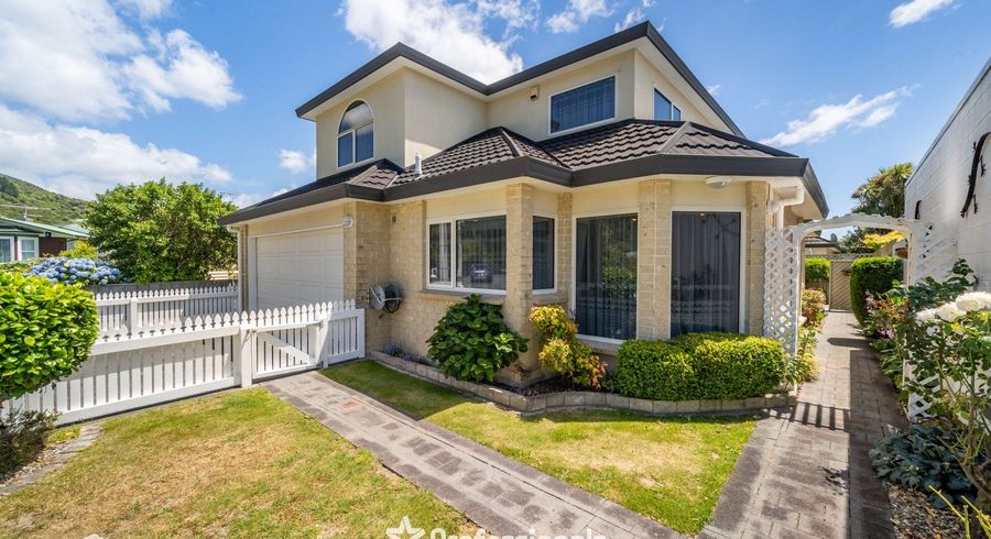  at 295 Riverside Drive, Waterloo, Lower Hutt, Wellington