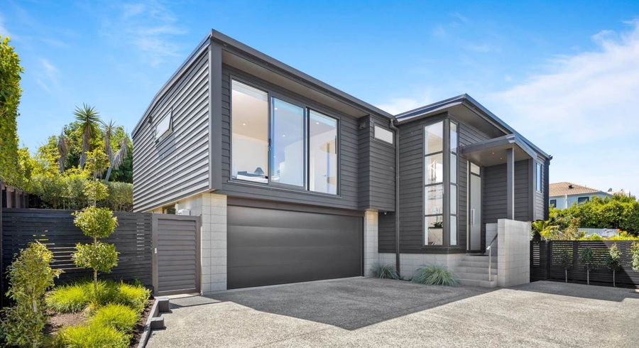  at 4C Beach Road, Castor Bay, North Shore City, Auckland