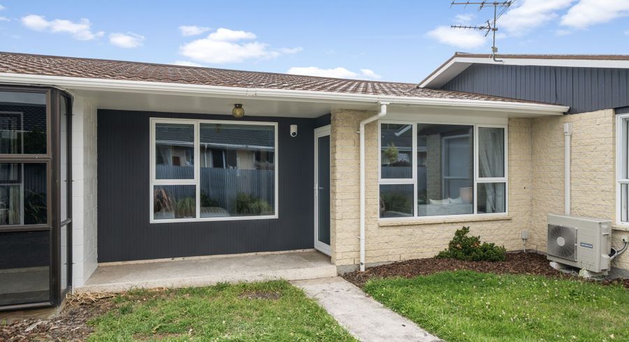  at 3/8 Peer Street, Upper Riccarton, Christchurch