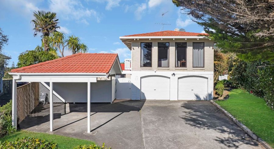  at 2 Sandford Street, Campbells Bay, North Shore City, Auckland