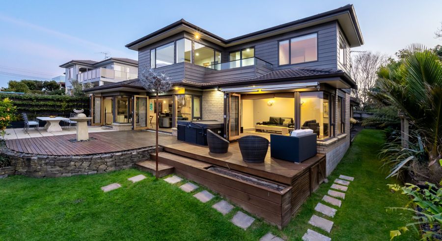  at 35 KOWHAI RD, Mairangi Bay, Auckland
