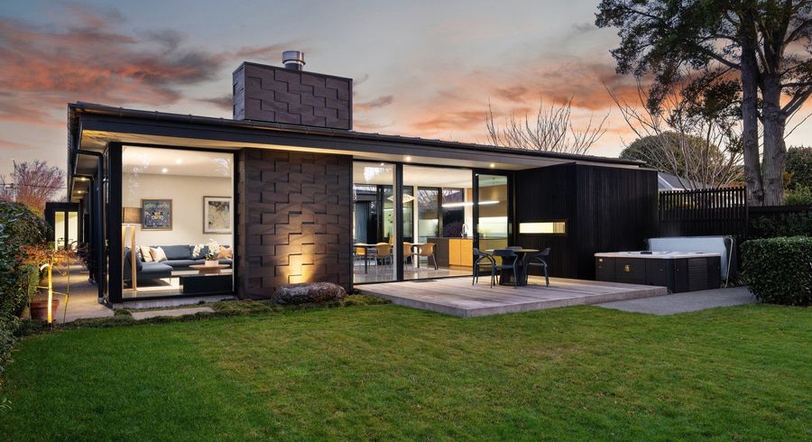  at 21 Rochdale Street, Fendalton, Christchurch City, Canterbury