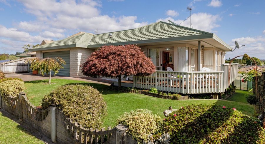  at 10 Ridgemount Terrace, Welcome Bay, Tauranga