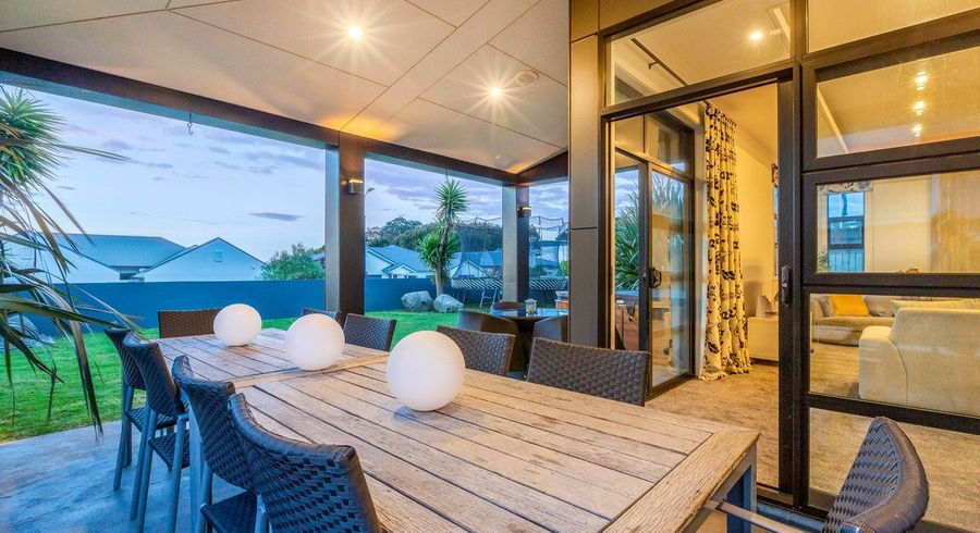  at 6 Greenstone Place, Aotea, Porirua