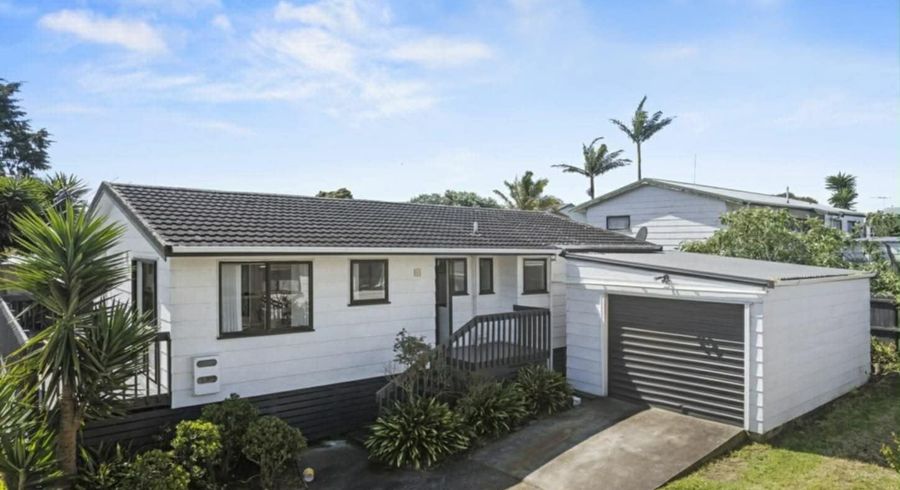  at 2/122 Finlayson Avenue, Clendon Park, Manukau City, Auckland