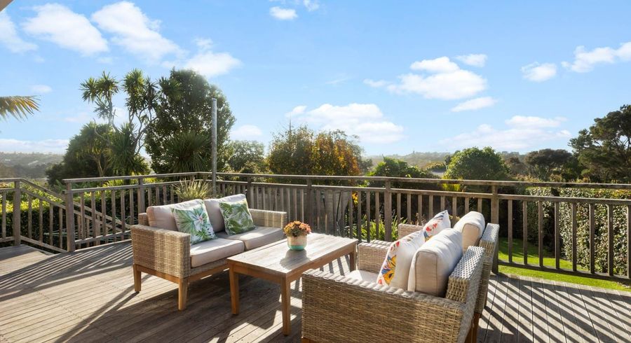  at 7 Highland Avenue, Titirangi, Waitakere City, Auckland