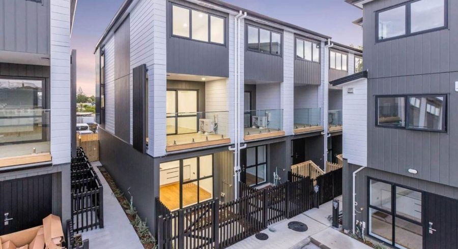  at 10/717 Sandringham Road Ext, Wesley, Auckland City, Auckland