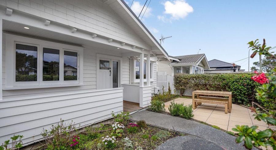  at 4 Collins Street, Petone, Lower Hutt, Wellington