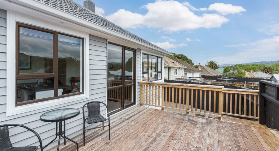  at 17B Hay Street, Naenae, Lower Hutt, Wellington