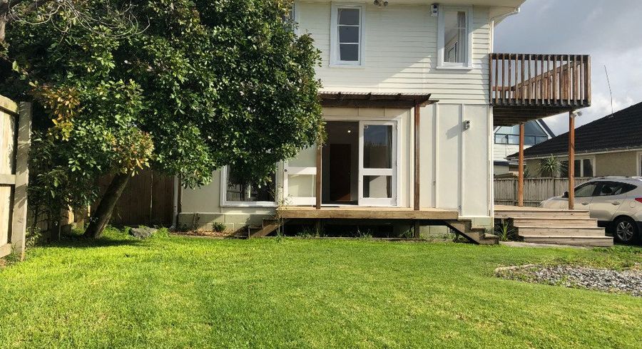  at 1/42 Durham Street , Te Atatu Peninsula, Waitakere City, Auckland