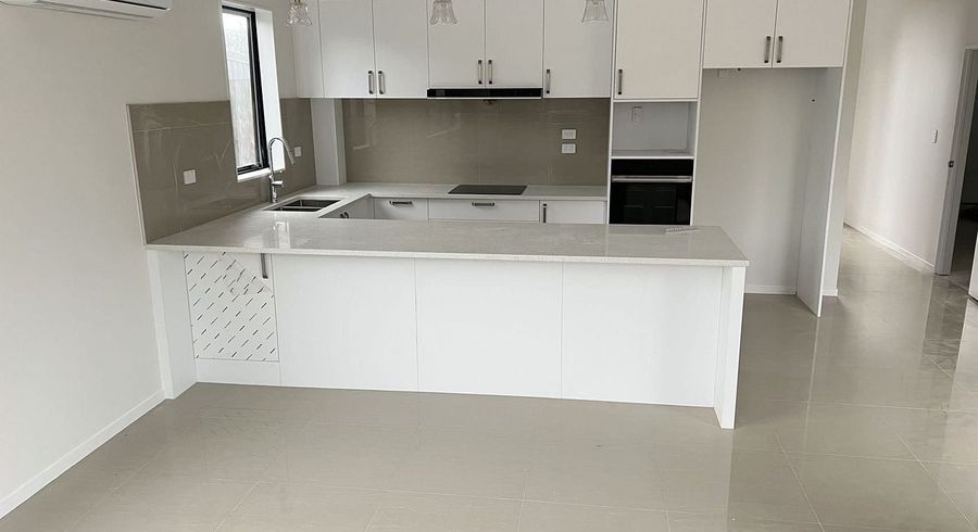  at 28E Tiraumea Drive, Pakuranga, Manukau City, Auckland