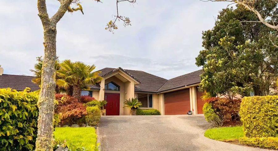  at 10 Whiteways Drive, Albany