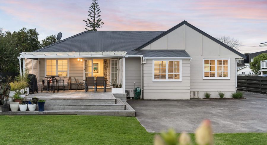  at 99A Nile Road, Milford, Auckland