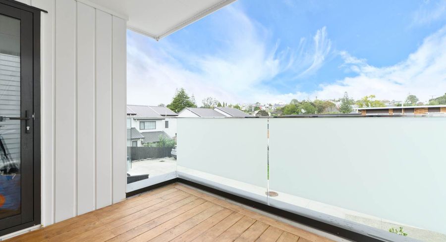  at 4/35 Hogans Road, Glenfield, North Shore City, Auckland