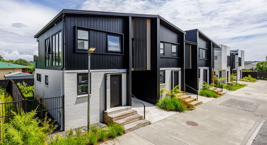  at 15 Kaaramuramu Lane, Mangere Bridge, Manukau City, Auckland