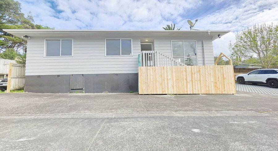  at 7 Garton Drive, Massey, Waitakere City, Auckland