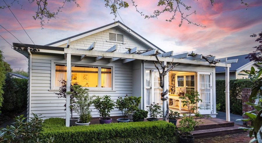  at 138 Knowles Street, St Albans, Christchurch