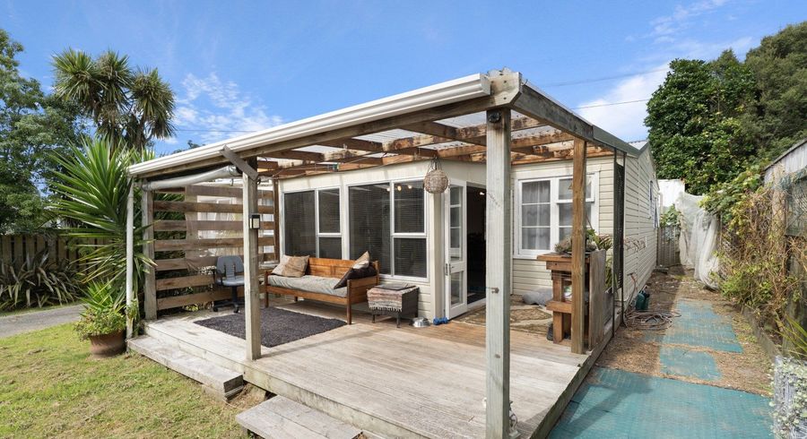  at 17 Ngaio Road, Raumati Beach, Kapiti Coast, Wellington