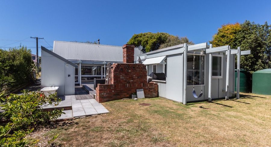  at 9 Dixie Street, Te Horo, Kapiti Coast, Wellington