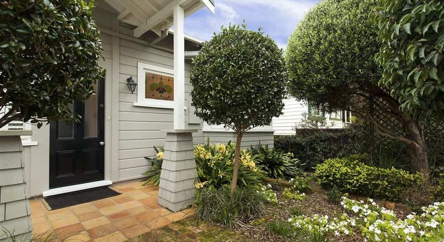  at 12 Hastings Parade, Devonport, North Shore City, Auckland