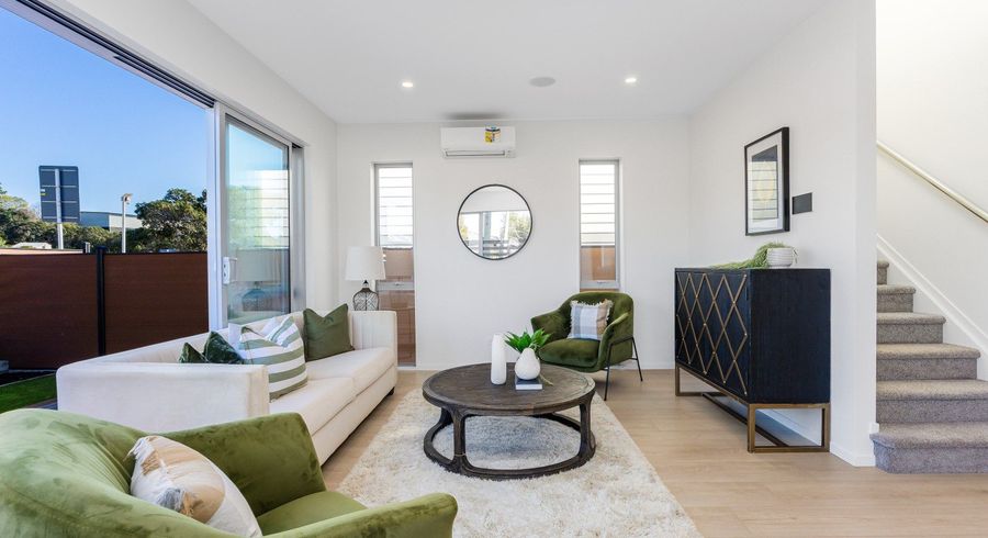  at 7 Sunrise Avenue, Mairangi Bay, North Shore City, Auckland