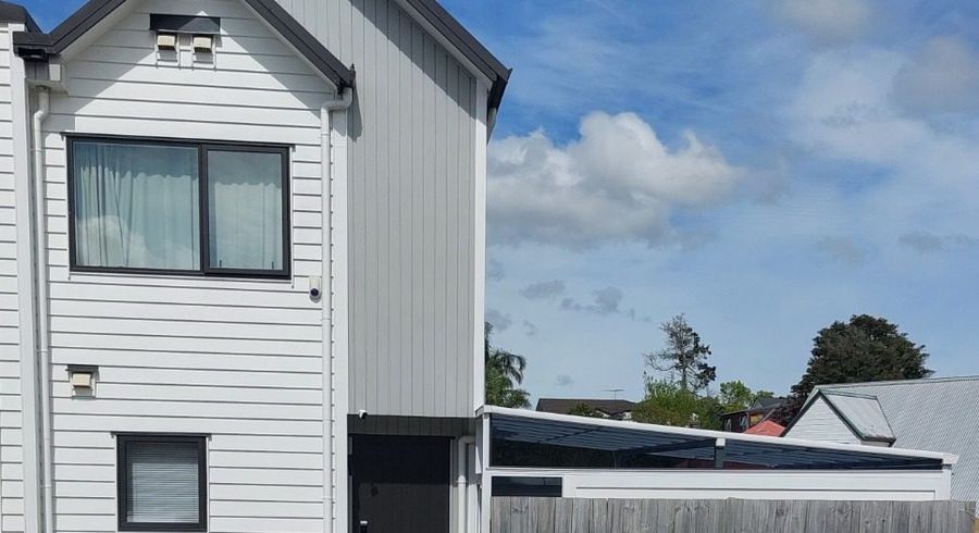  at 8/10 Rimu Street, New Lynn, Waitakere City, Auckland