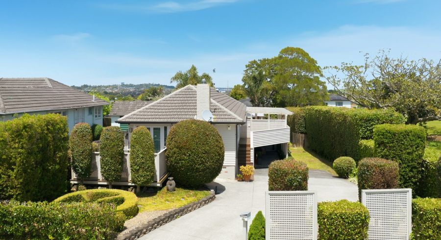  at 1 Andrew Road, Howick, Manukau City, Auckland