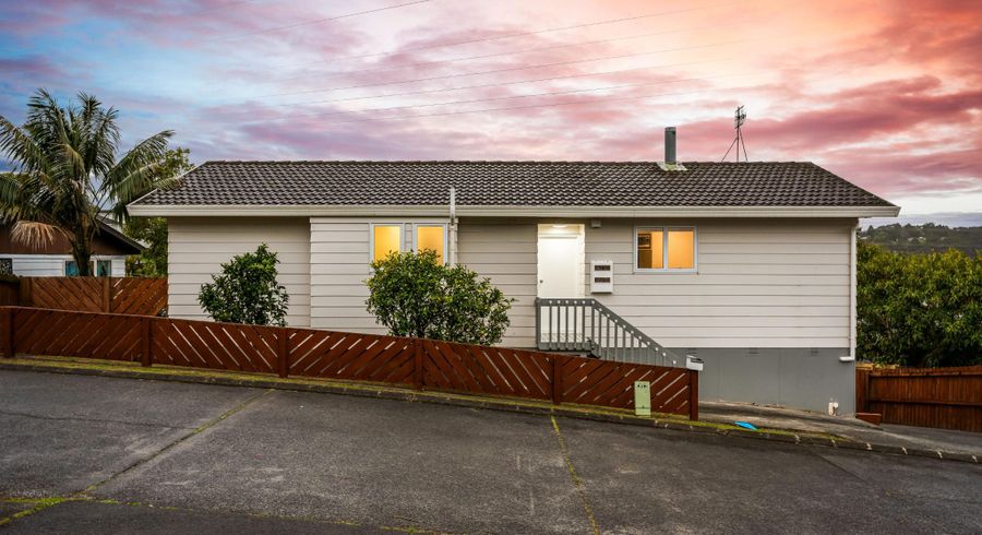  at 24 Halloran Place, Massey, Waitakere City, Auckland