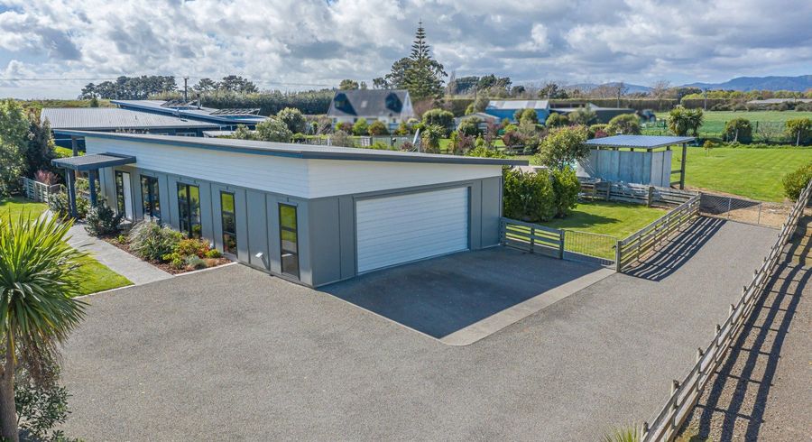  at 7 Grefor Lane, Waitarere, Levin